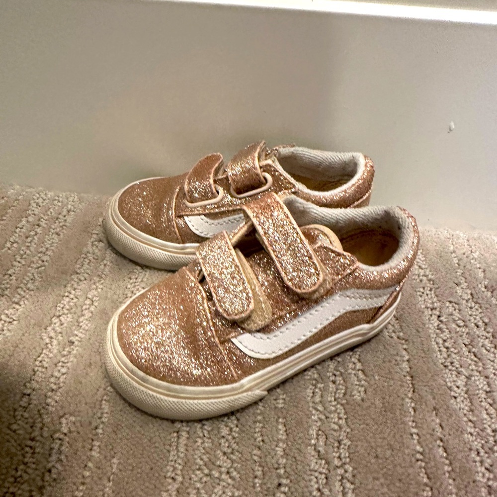Vans toddler girl size 5